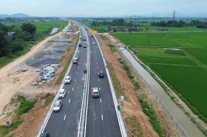 Đề xuất mức thu phí 13 đoạn tuyến cao tốc Bắc - Nam - Đài Phát thanh và truyền hình Hà Nội