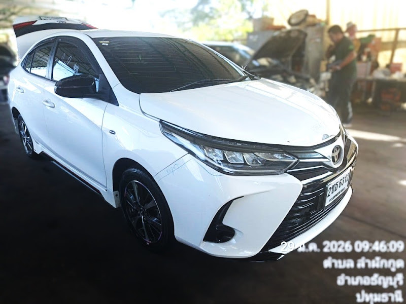 TOYOTA YARIS ECO
