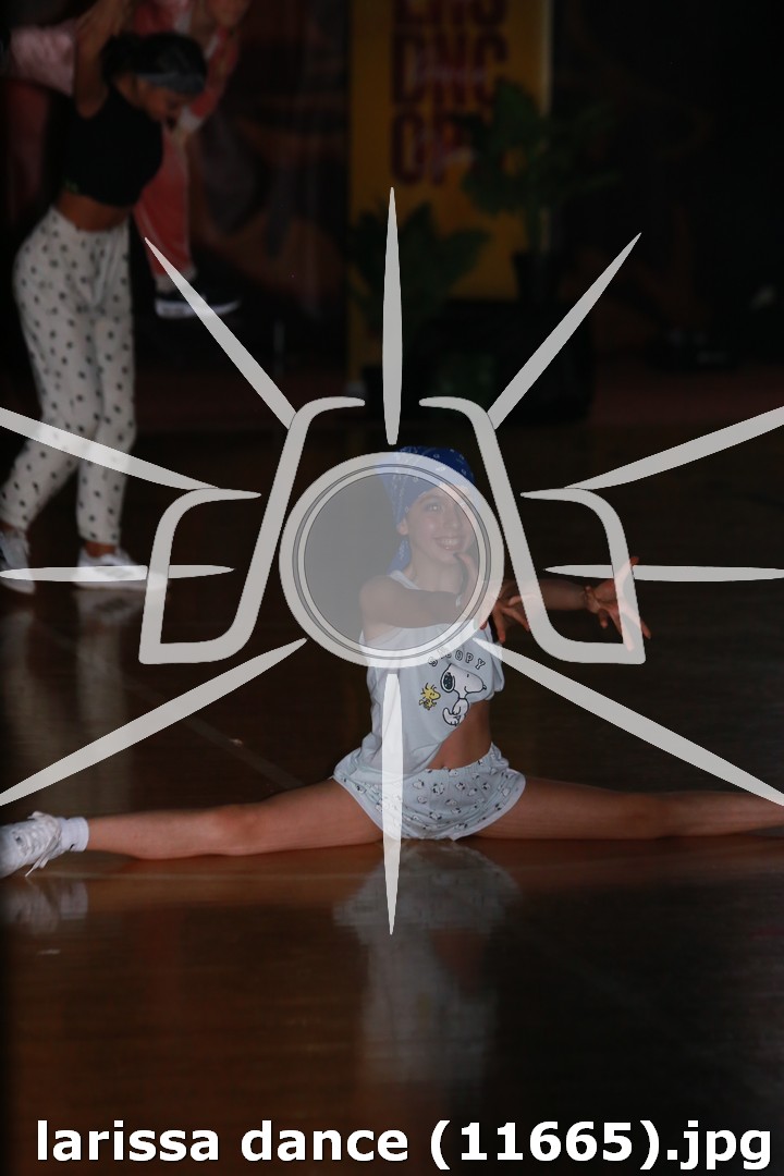 larissa dance (11665).jpg