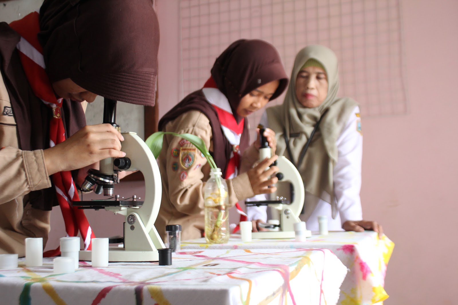Aktivitas warga sekolah