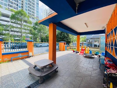 Double Storey Link Bungalow Seksyen 15 Bandar Baru Bangi — foto 5/10