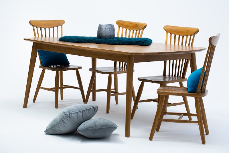 Table Scandivian 2