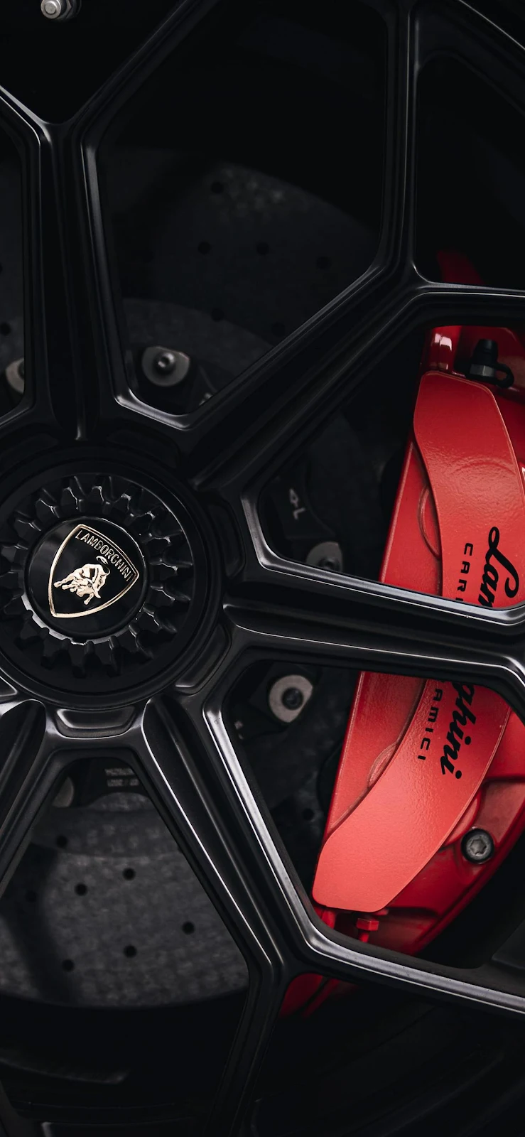 Lamborghini Wheel And Red Caliper - Automotive Photography Full HD iPhone Wallpaper (1346x2916)