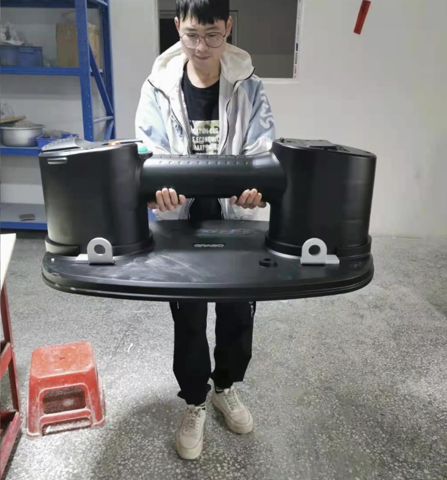 vacuum handle for glass