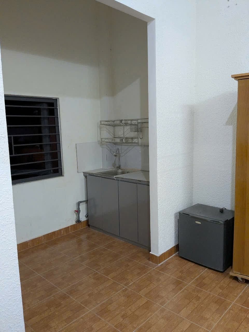 Trống sẵn phòng Hoà Xuân 2