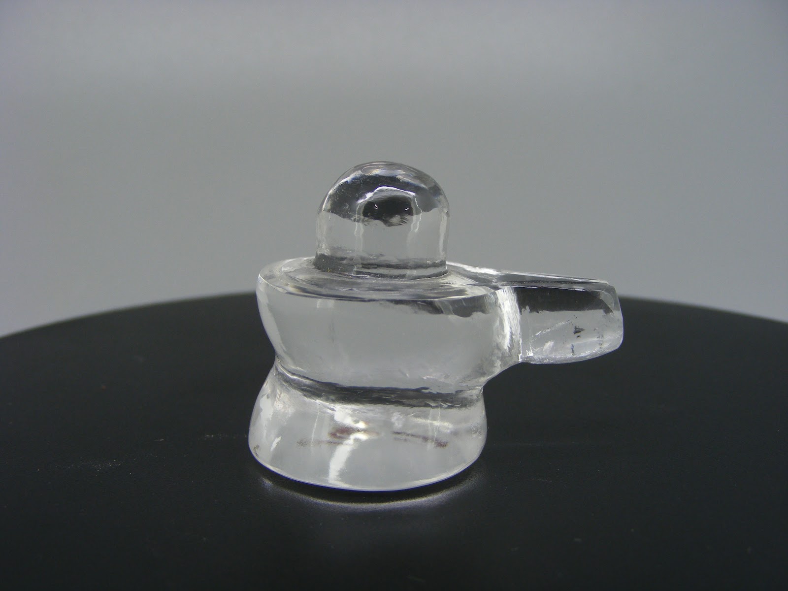 Sphatik Shivling 28.56