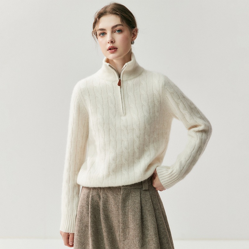 Women's knitted sweater with zipper and cable pattern