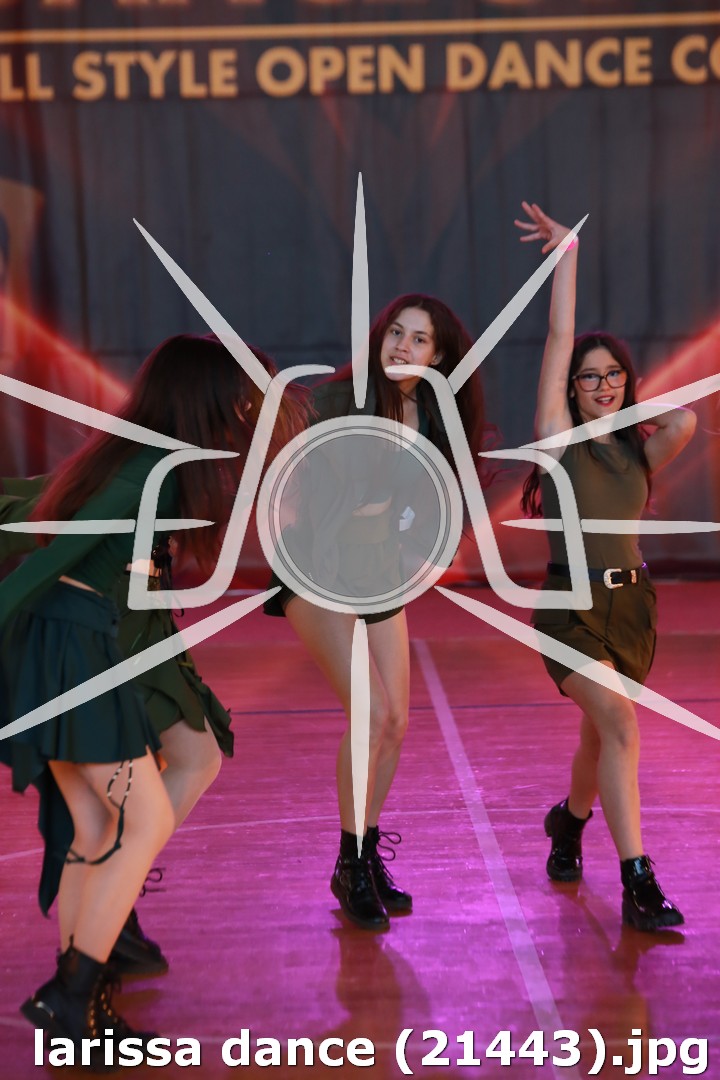 larissa dance (21443).jpg