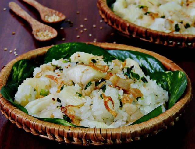 Xôi Khoai Mì Muối Mè