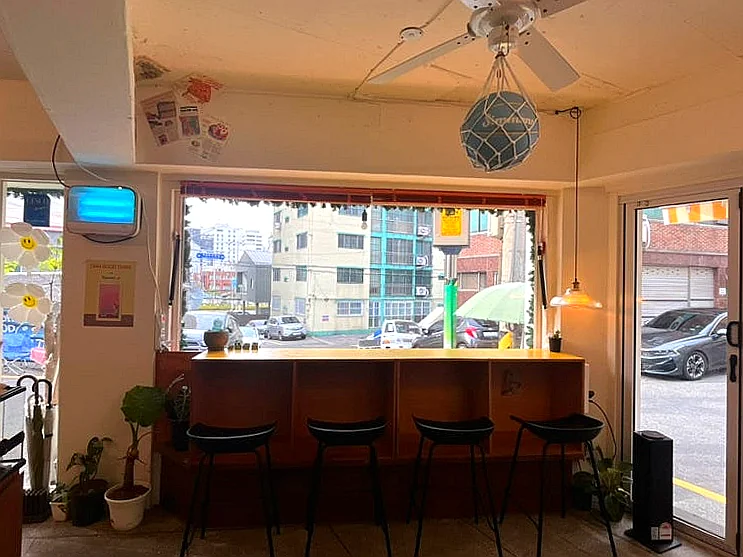 Ogoodthing: Busan's Premier Vegan & Zero-Waste Cafe in Jeonpo-dong - vegan cafe Busan, Jeonpo-dong cafe