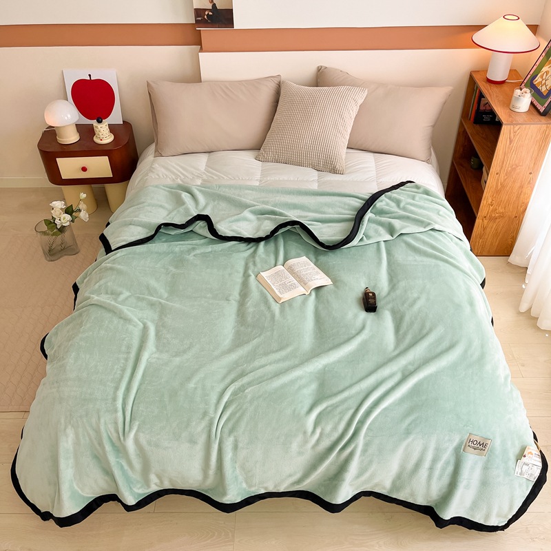 Weiche Milchfaser-Fleece Wohndecke, einfarbig
