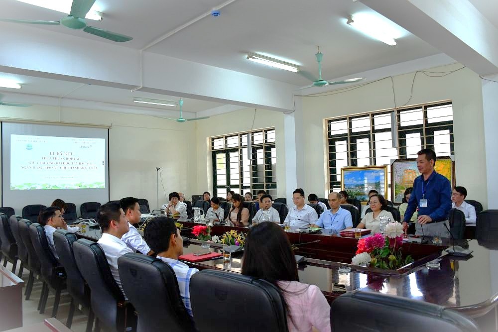 Lễ ký kết hợp tác giữa Trường Đại học Tây Bắc với Ngân hàng TMCP Lộc Phát Việt Nam (LPBank) - Chi nhánh Mộc Châu