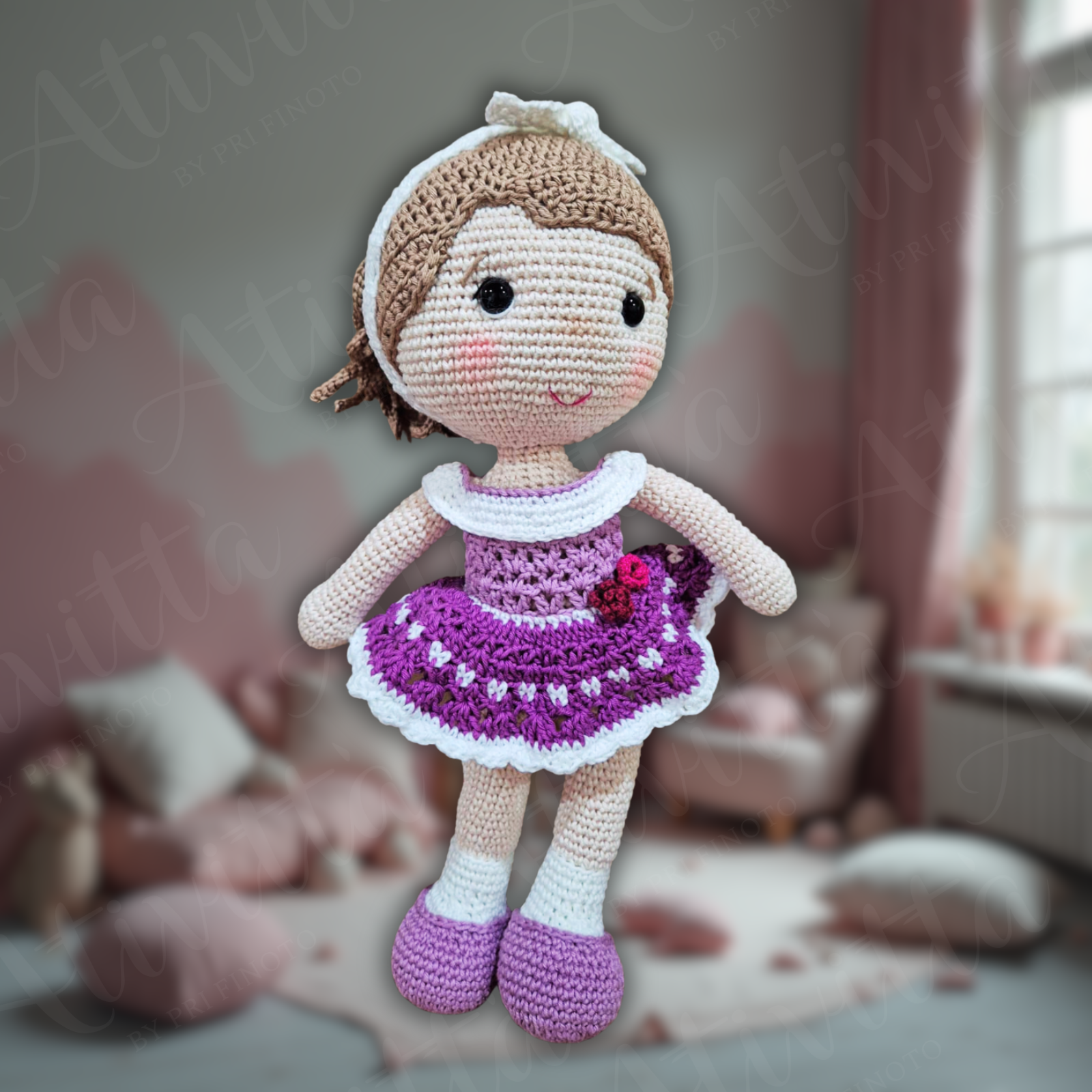 Boneca Laura em Crochê