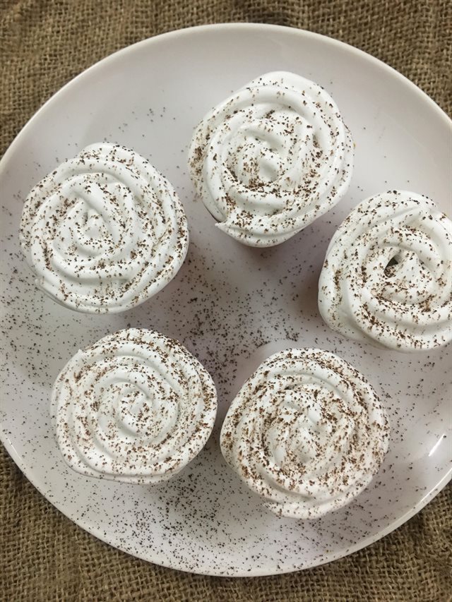Cupcake Bí Đỏ Kem Sữa Tươi
