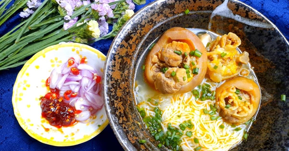 Bún giò heo bằng nồi cơm điện