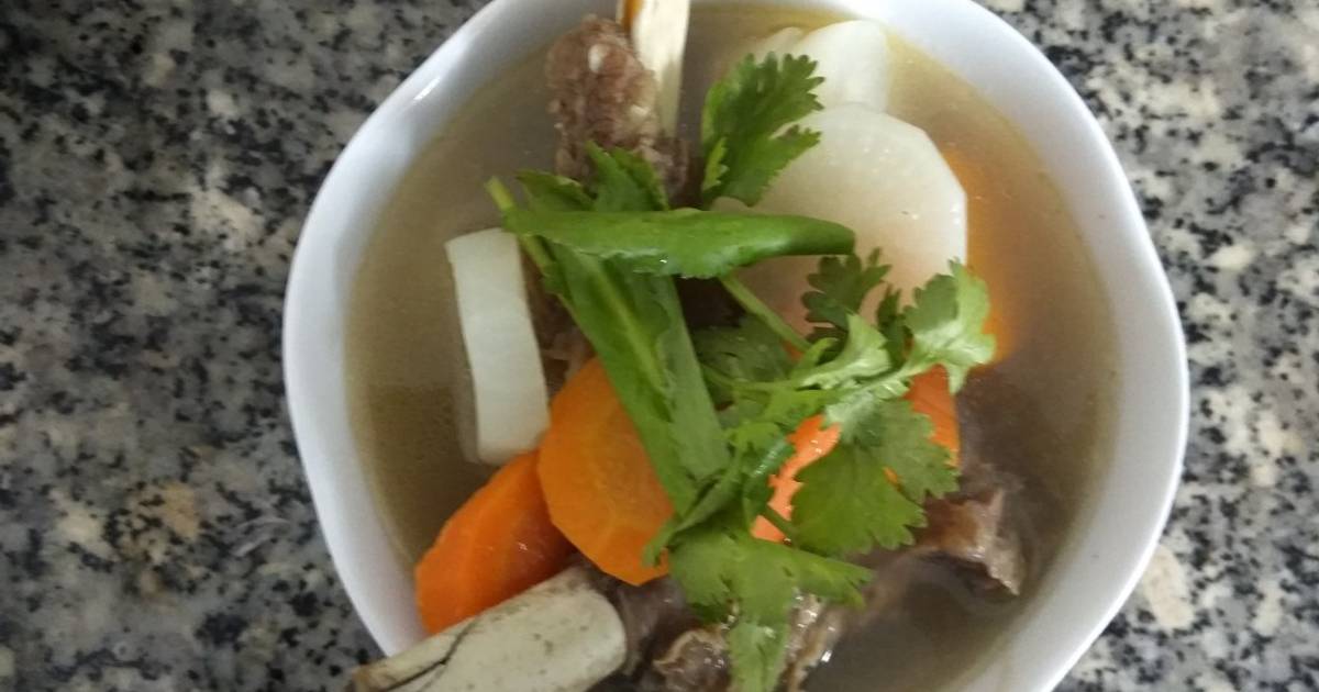 Sườn bò nấu rau củ