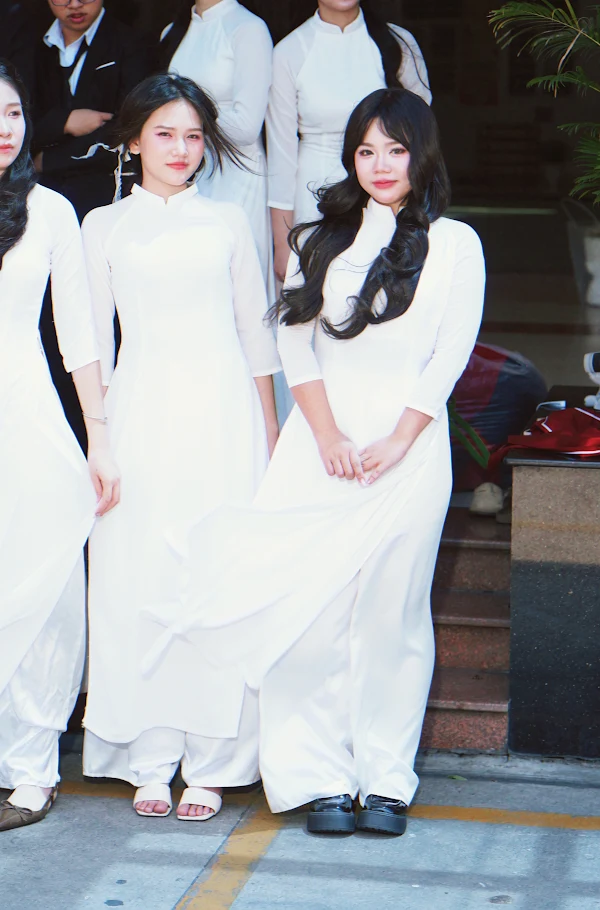 Yến Nhi thumbnail 9