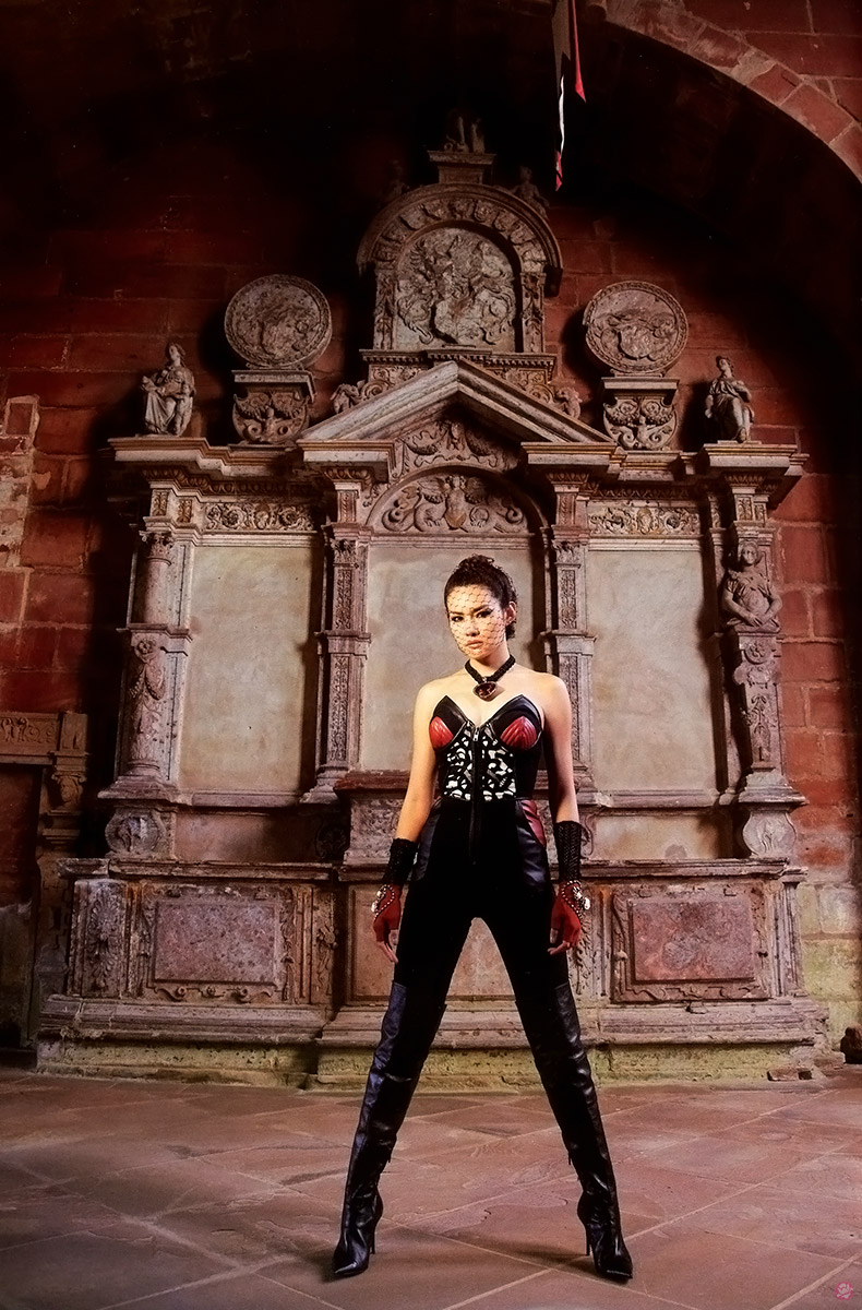  เพื่อนเดินทาง 411 : หญิง-รฐา โพธิ์งาม 