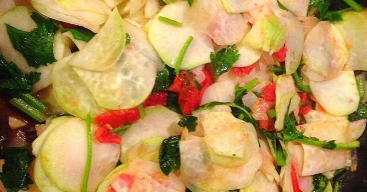 Su hào xào cà chua