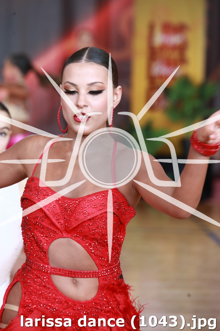 larissa dance (1043).jpg
