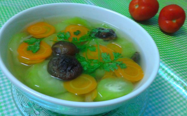 Canh Mướp Nấu Nấm