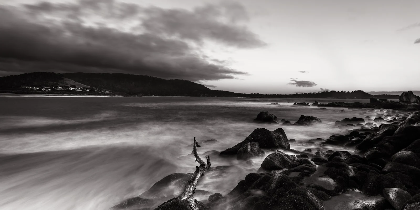 Rocky Coastline With Misty Waves - Monochrome Photography 5K Wallpaper (6016x3008)