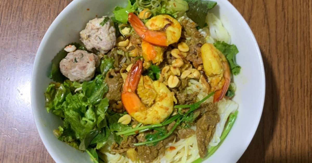 Mì quảng nấu đơn giản