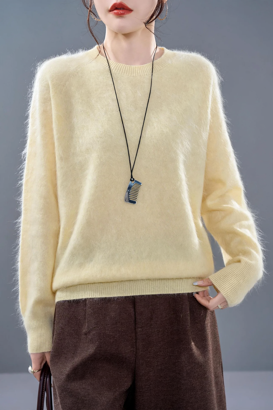 Women's cashmere sweater, brushed
