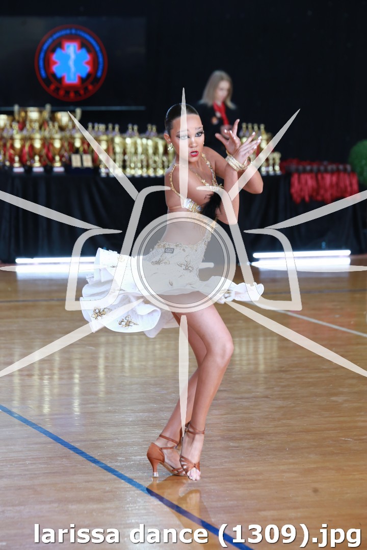 larissa dance (1309).jpg