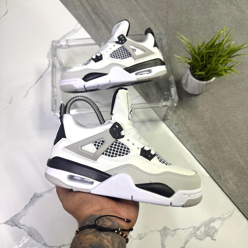 Jordan Retro variante 4