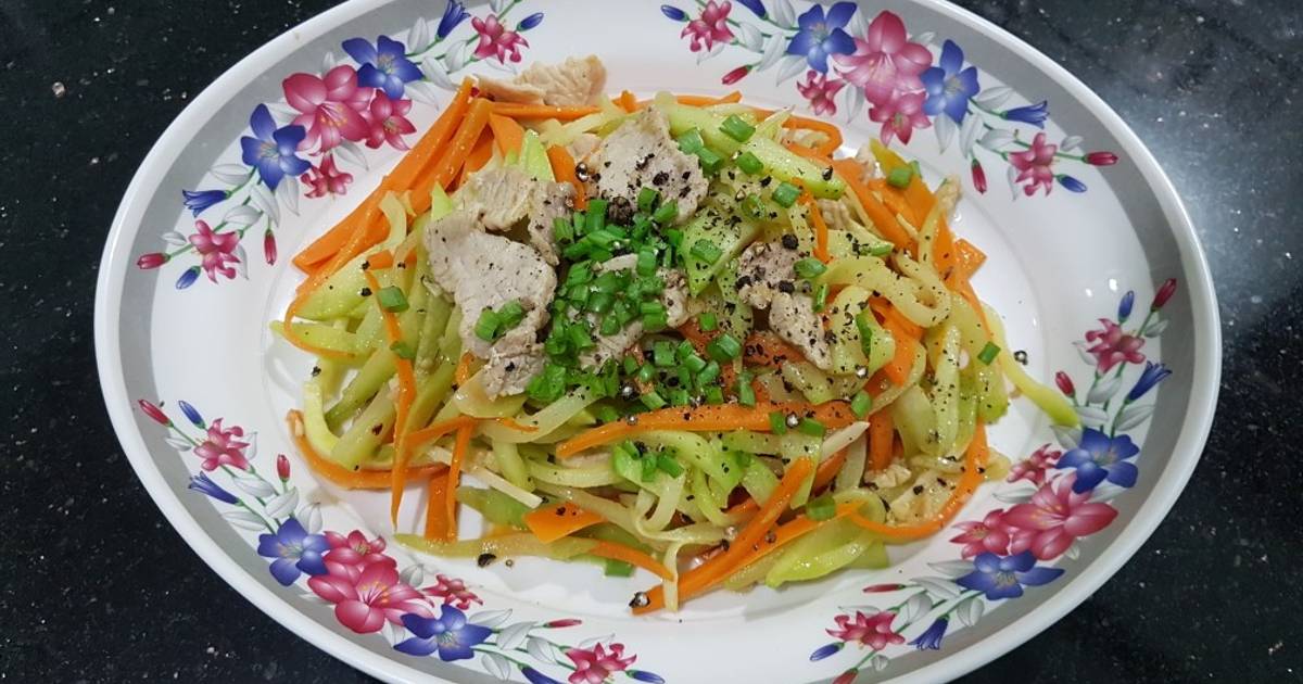SP.0460 -  Thăn Heo Xào Su Su & Cà Rốt