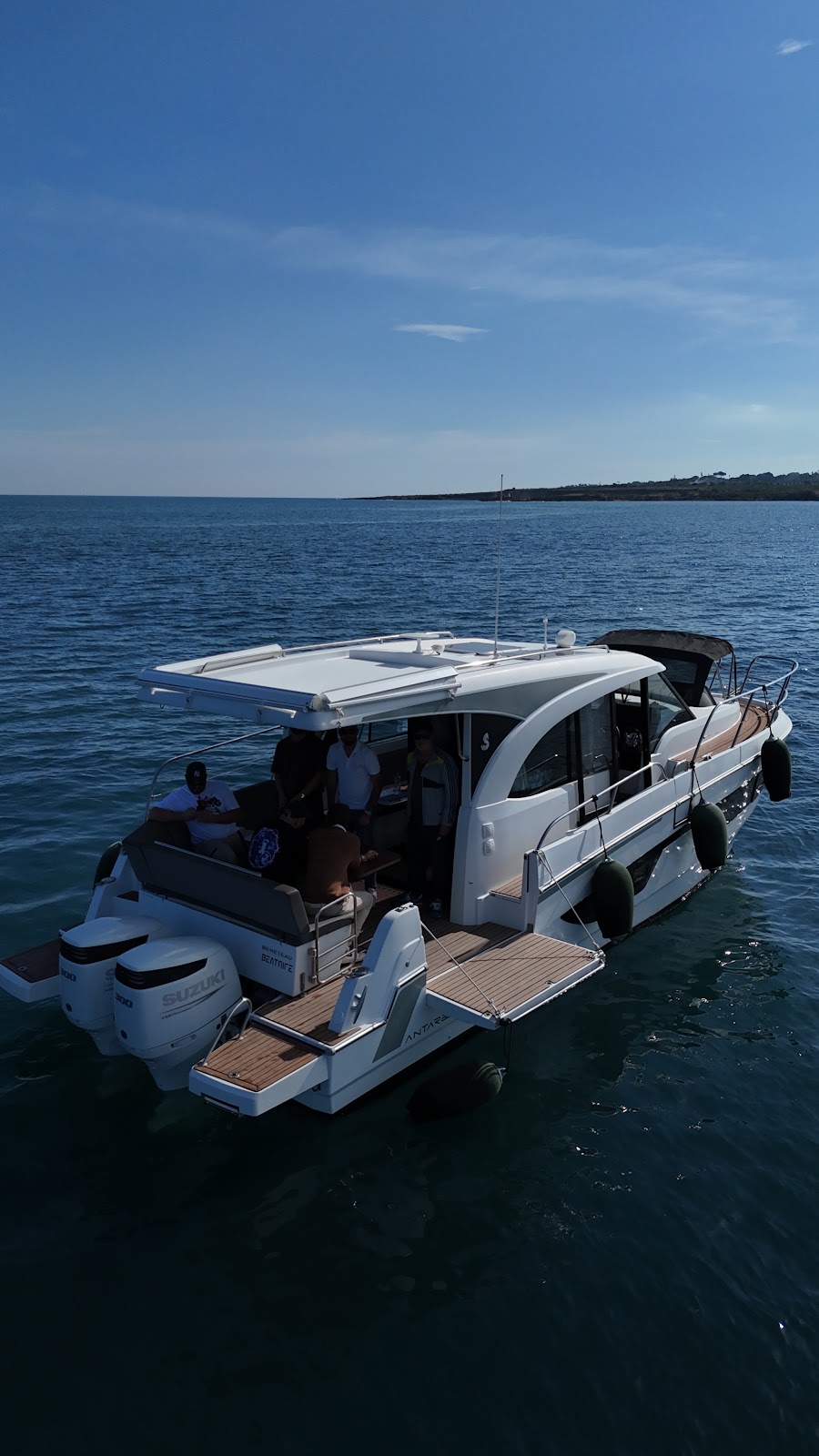 Vega Charter 13
