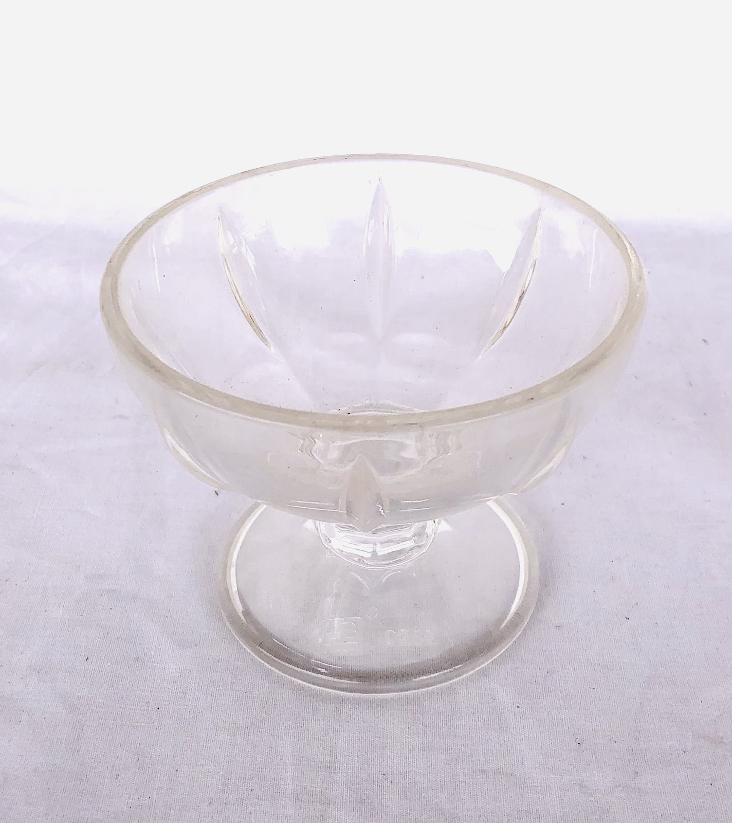 Acrylic cup (9232)