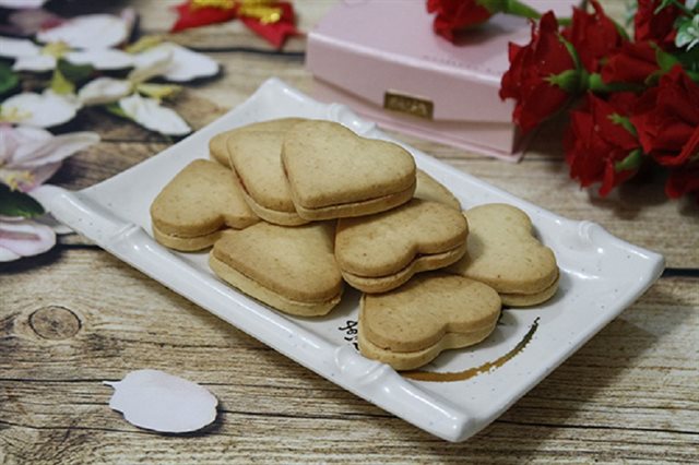 Bánh Quy Trái Tim Ngọt Béo