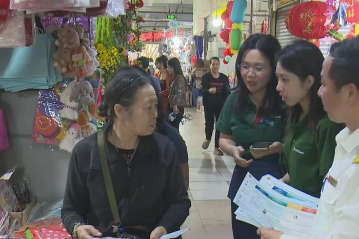Đa dạng phương thức hỗ trợ hộ kinh doanh trong kê khai thuế - Đài Phát thanh và truyền hình Hà Nội