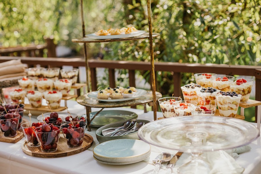 Outdoor wedding reception — sunlit detail