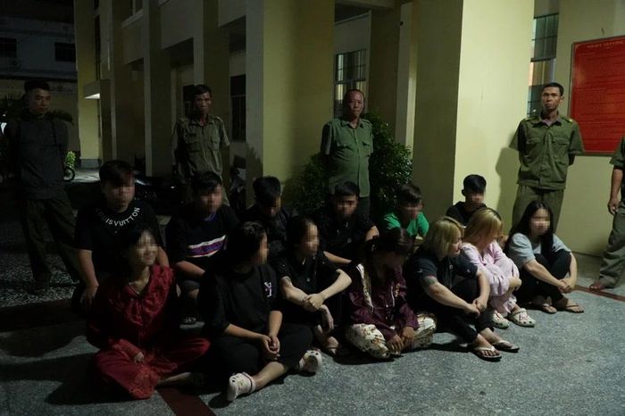 Khởi tố 6 đối tượng trong vụ hàng chục thanh thiếu niên hỗn chiến - Chuyên trang An Ninh Thủ Đô - Báo Công an nhân dân