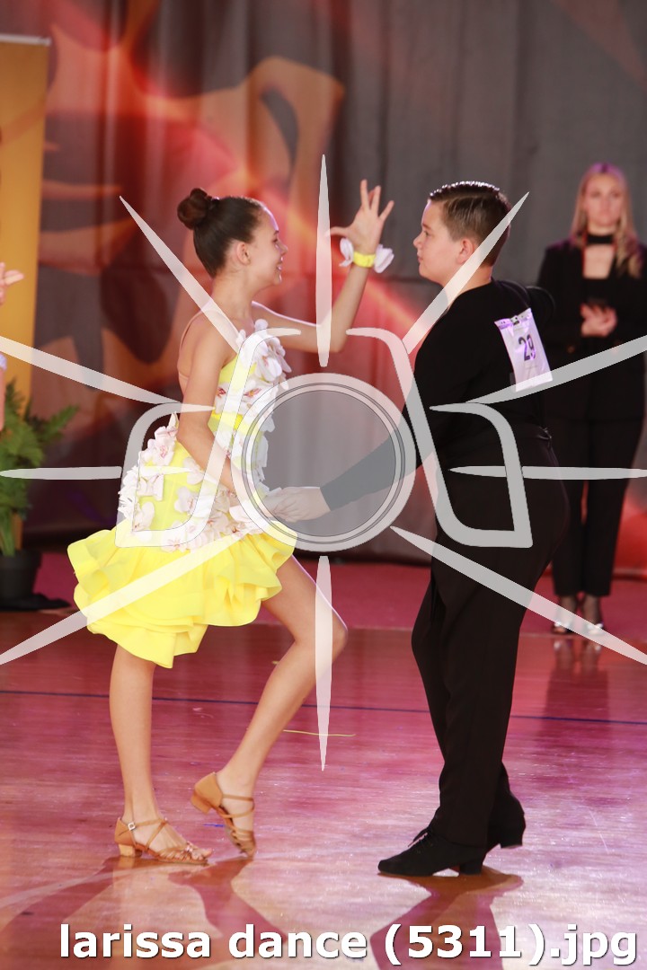 larissa dance (5311).jpg