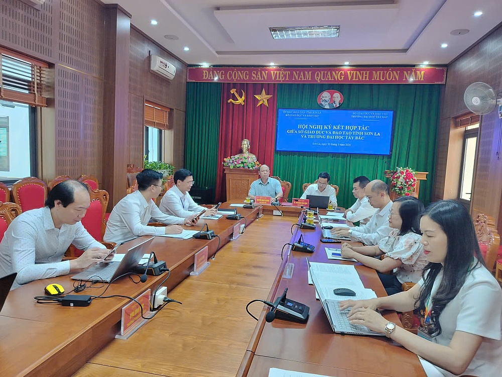 Hội nghị ký thỏa thuận hợp tác giữa Sở Giáo dục và Đào tạo tỉnh Sơn La và Trường Đại học Tây Bắc
