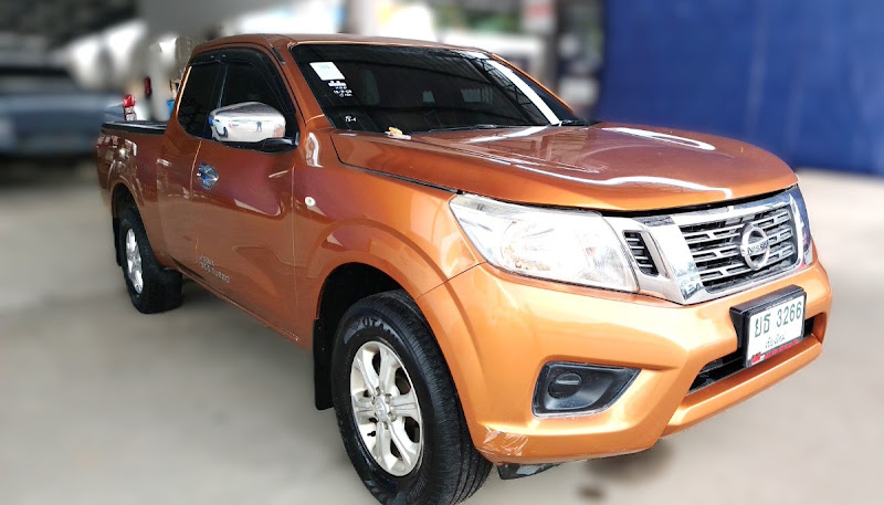 NISSAN NAVARA