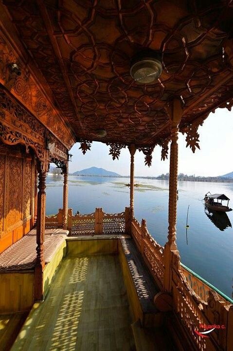 Dal Lake View
