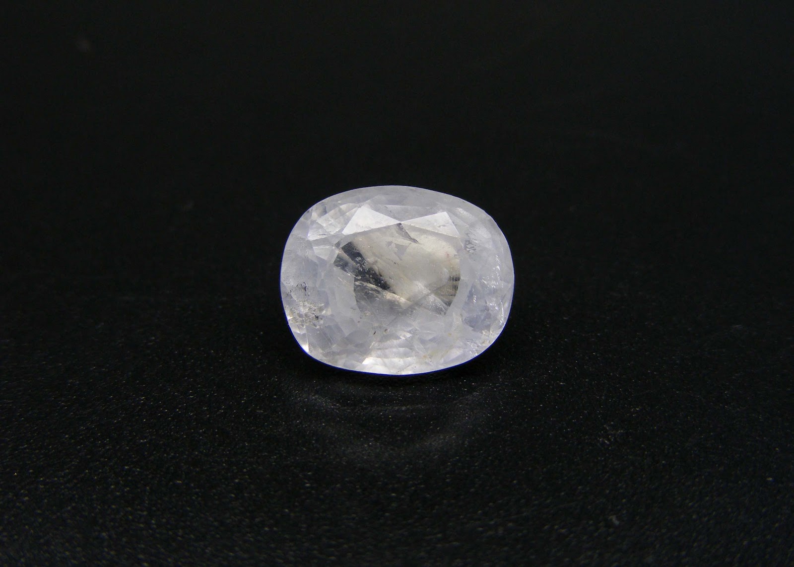 Natural white Sapphire