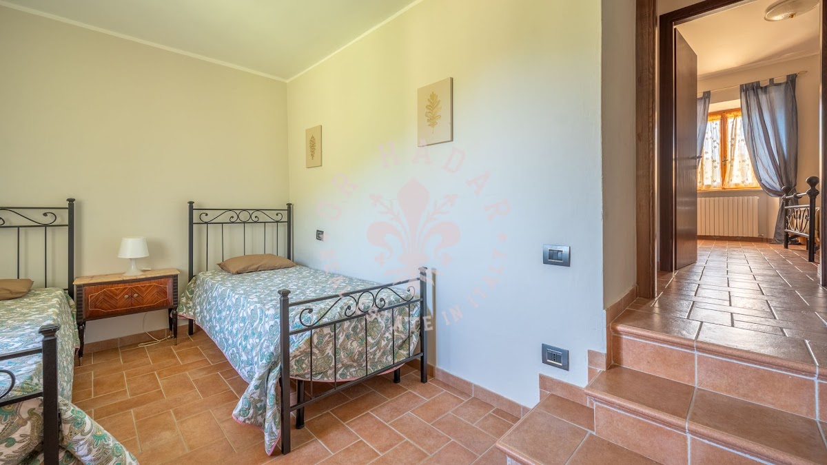 קזאלה דיי צ'ילייג'י (Casale dei Ciliegi) — 33