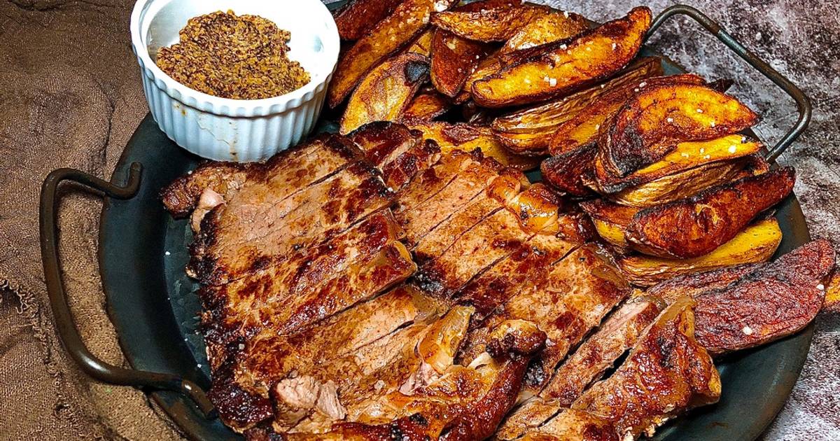 Steak Ăn Kèm Khoai Tây Chiên Mỡ Vịt