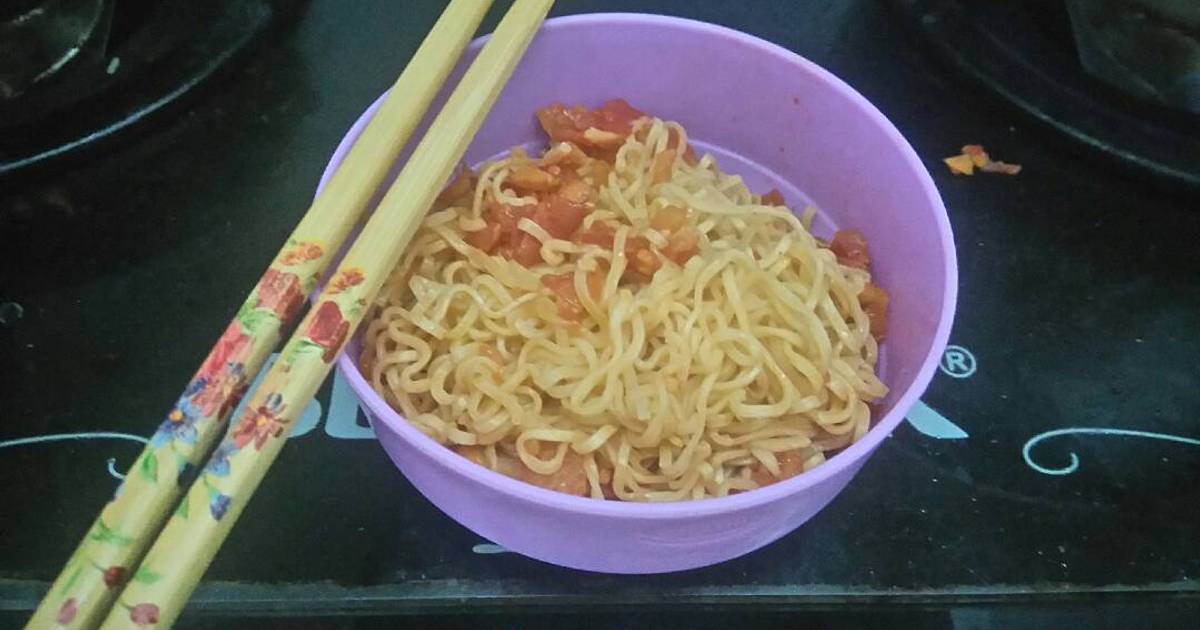 Mì sốt cà chua
