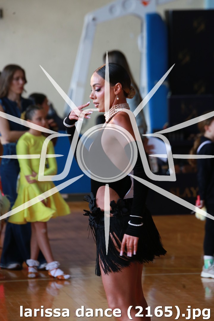 larissa dance (2165).jpg