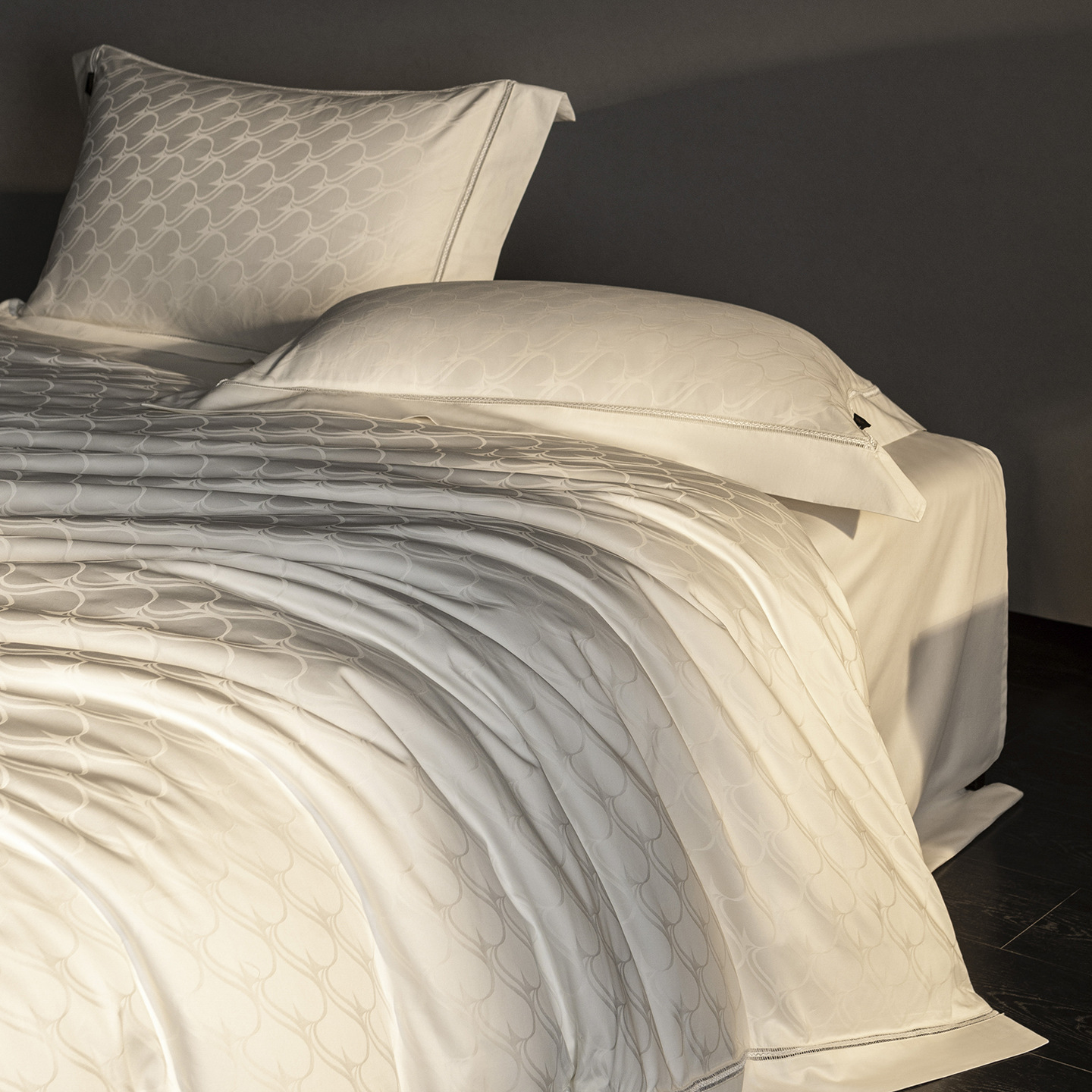 Italian Jacquard Bedding Set made from Long Staple Cotton