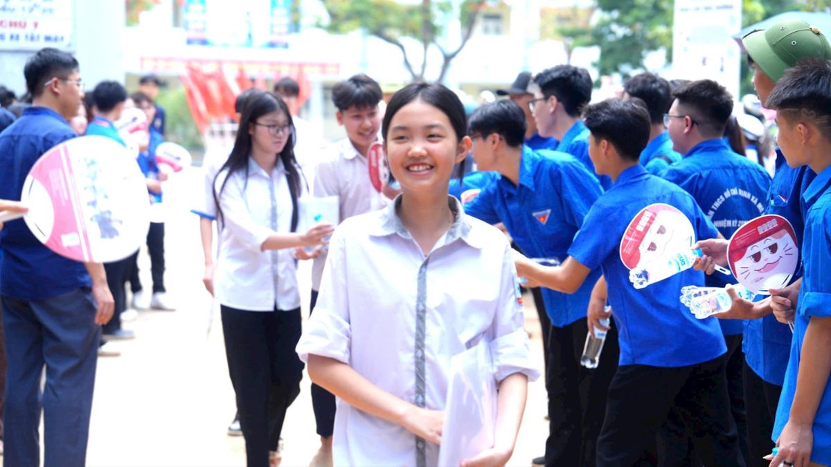 Đề thi Ngữ văn lớp 10: Gắn giới trẻ với sự kết nối - Đài Phát thanh và truyền hình Hà Nội