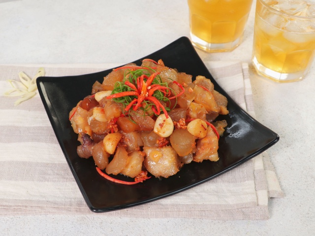 Gân Bò CháY TỏI