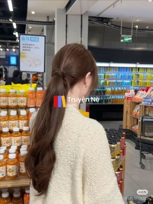 Bí Mật Đằng Sau Cánh Cửa